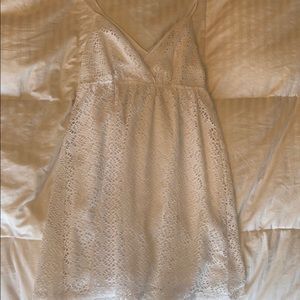 WHITE SUNDRESS !